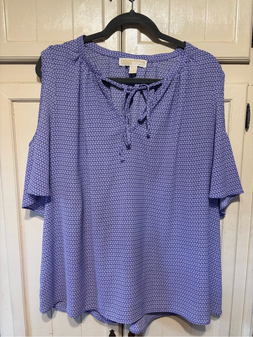 Michael Kors purple short sleeve shoulder cut-out size XL